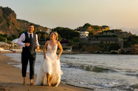 copertina-matrimonio-spiaggia-napoli